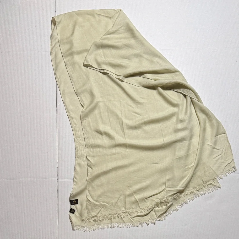 Loro Piana Beige Lightweight Cashmere-Silk Scarf